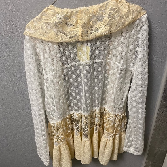 Cover - Picture 2 of 2